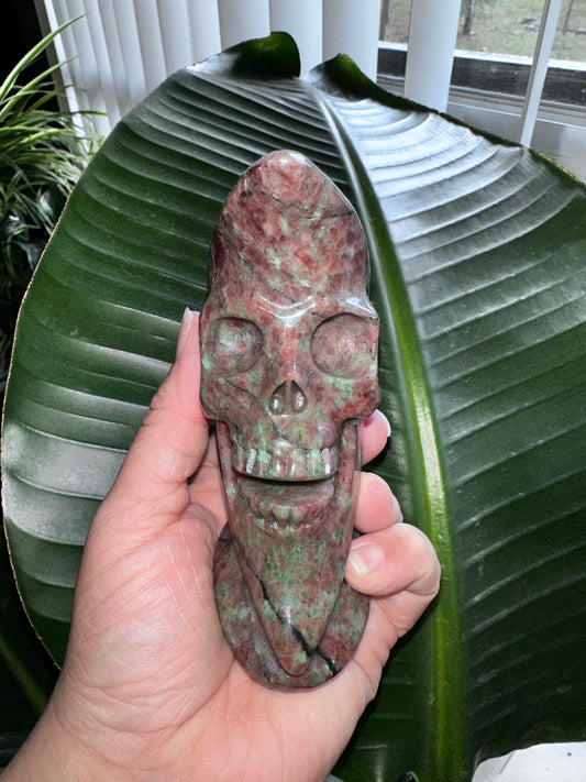 Strawberry Quartz Green Garnet Moon Skull